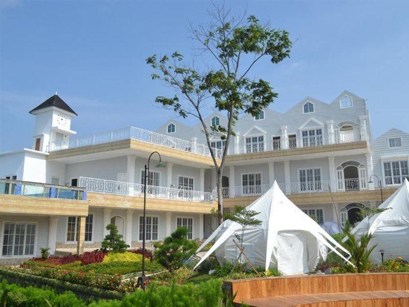 בוגור Chevilly Resort And Camp מראה חיצוני תמונה